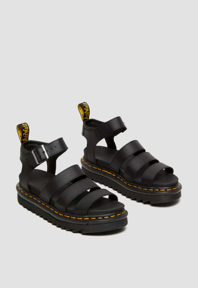 Sandalia romana de mujer negro Dr Martens blaire