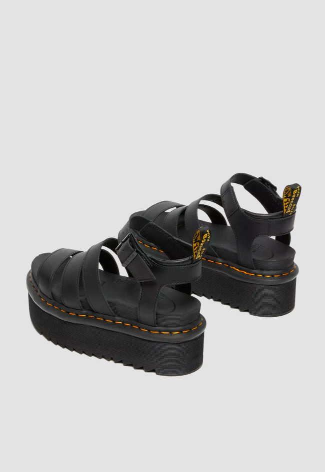 Sandalia romana plataforma de mujer negro Dr Martens blaire quad black hydro