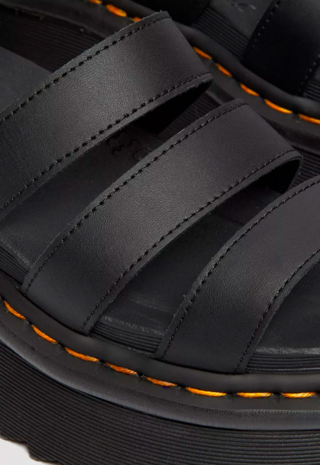 Sandalia romana plataforma de mujer negro Dr Martens blaire quad black hydro