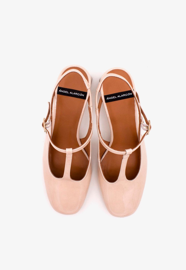 Zapato merceditas destalonado de mujer crema Alarcón 24212-275a