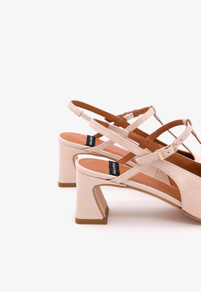 Zapato merceditas destalonado de mujer crema Alarcón 24212-275a