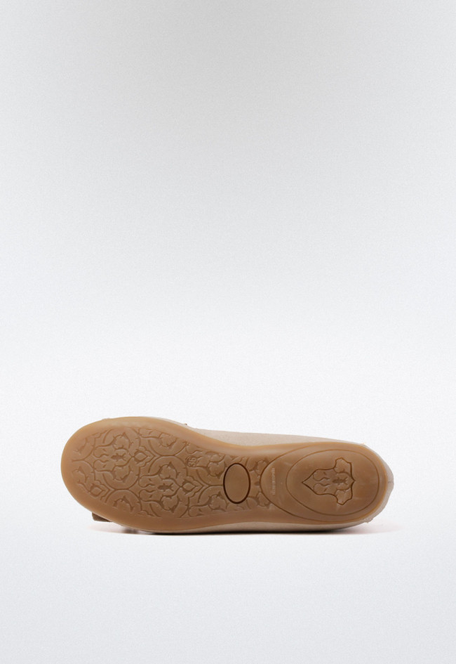 Mocasín serraje borlas de mujer crema VAS 92900