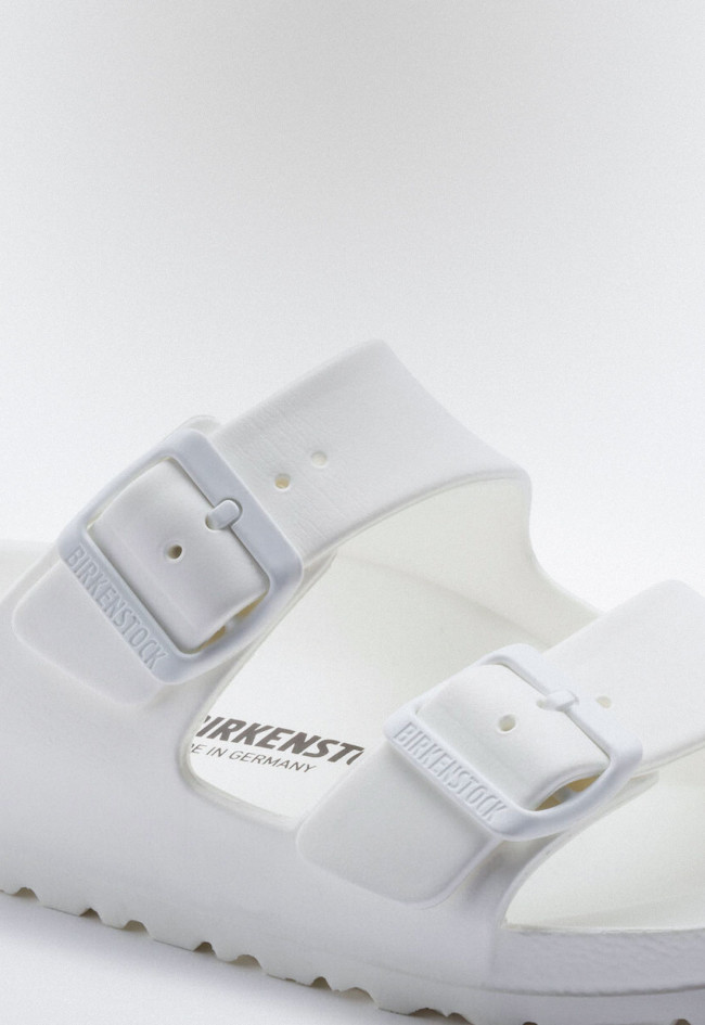 Sandalia hebillas de mujer blanco Birkenstock arizona essentials eva
