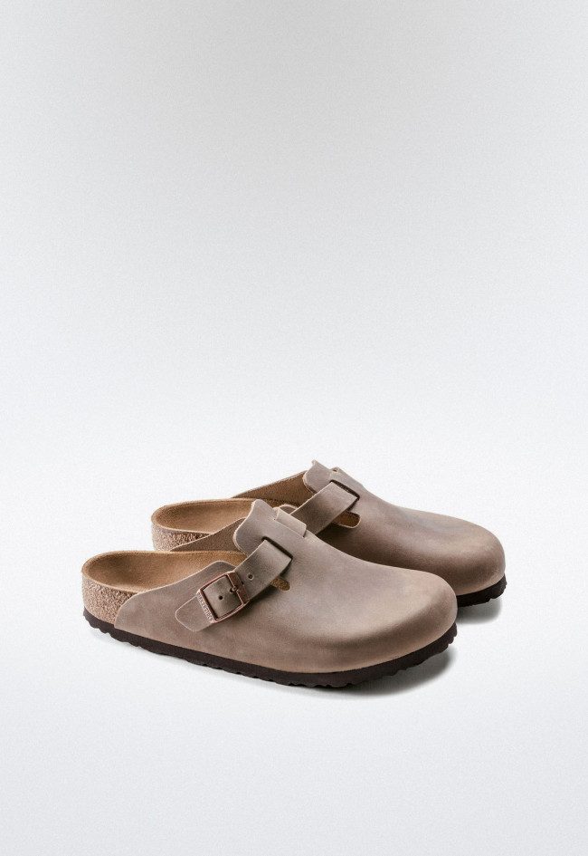 Zueco de hombre tostado Birkenstock boston leoi