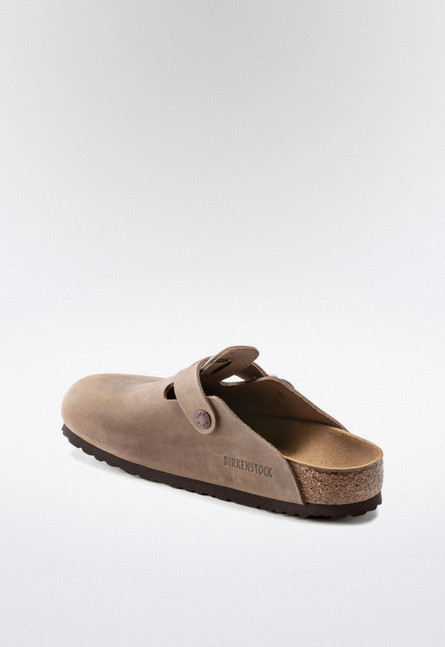 Zueco de hombre tostado Birkenstock boston leoi