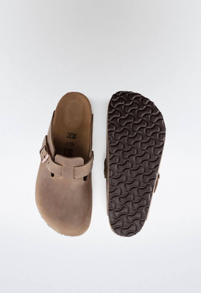 Zueco de hombre tostado Birkenstock boston leoi