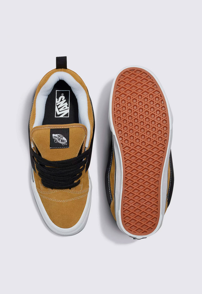 Deportivo de hombre tostado VANS knu skool