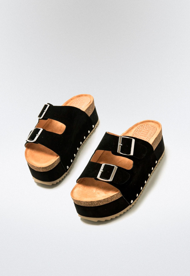 Sandalia de mujer negro Mustang 52966
