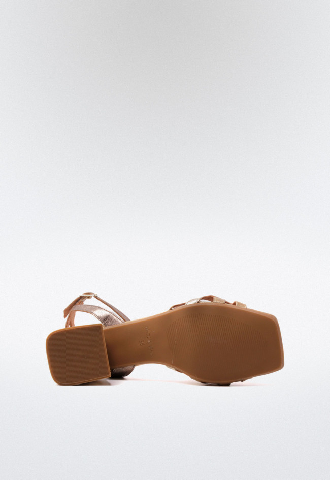 Sandalia de mujer oro Glo 27947