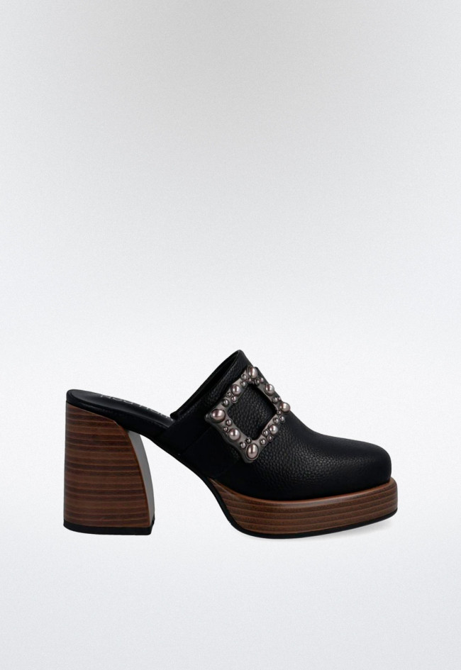 Zueco de mujer negro Noa Harmon 9676-06