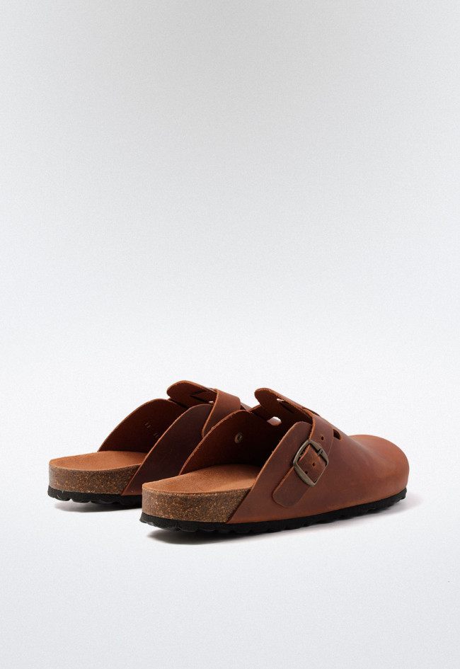 Zueco de hombre marrón VAS 355