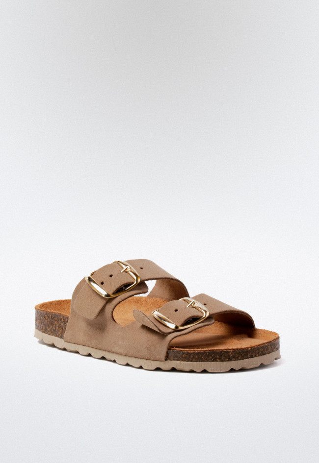 Sandalia bio plana taupe de mujer en piel con doble hebilla ancha dorada y suela EVA | Diseño cómodo y actual VAS 0747