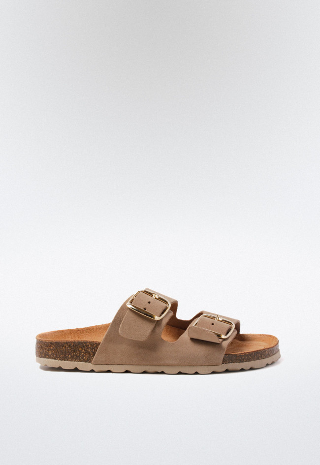 Sandalia bio plana taupe de mujer en piel con doble hebilla ancha dorada y suela EVA | Diseño cómodo y actual VAS 0747