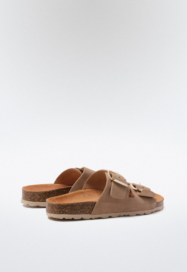Sandalia bio plana taupe de mujer en piel con doble hebilla ancha dorada y suela EVA | Diseño cómodo y actual VAS 0747