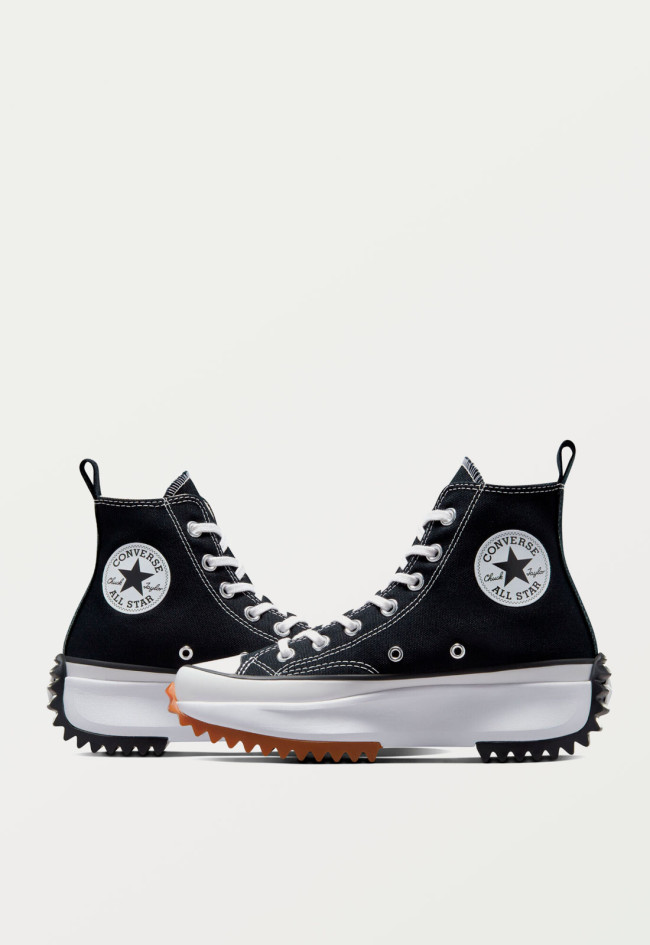 Deportivo de mujer negro Converse run star hike canvas platform -black/white/gum