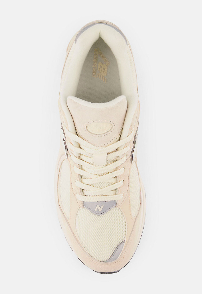 Deportivo de mujer beige New Balance m2002rcc
