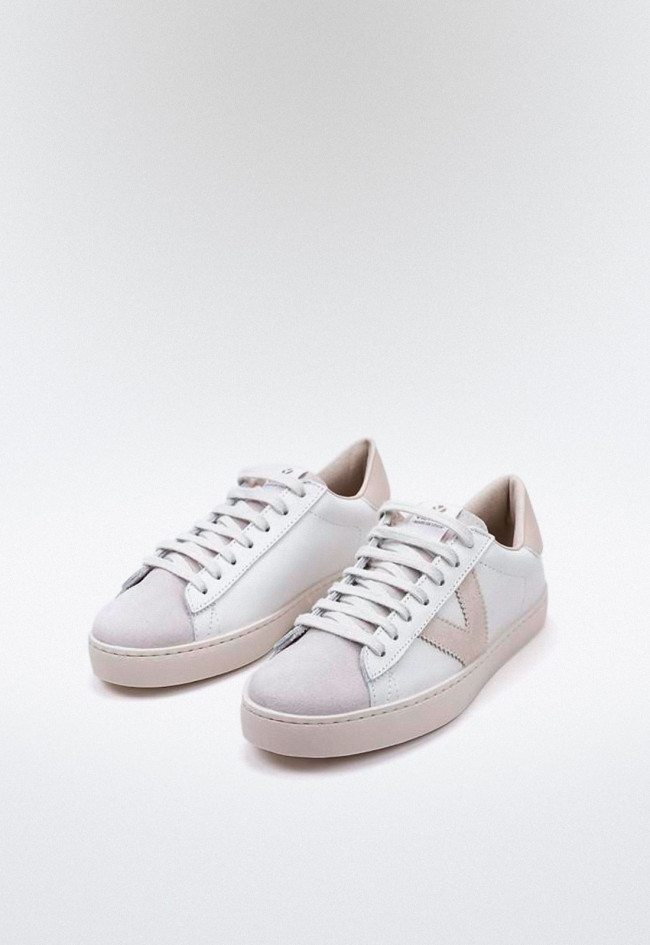 Zapatillas blancas unisex en piel sostenibles y hechas en España | VICTORIA BERLÍN PIEL & SERRAJE Dear World
