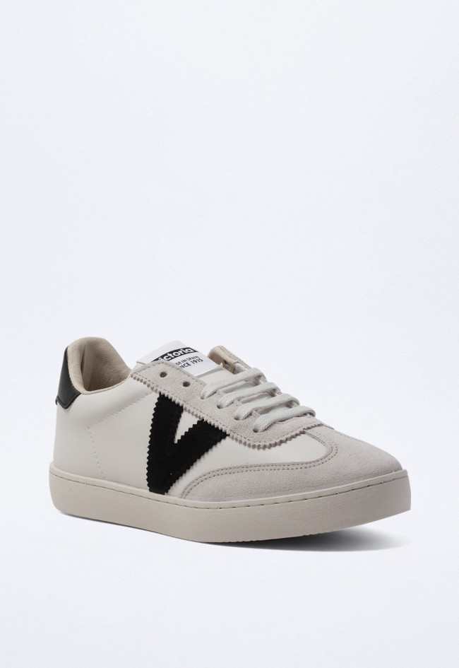 Zapatillas en efecto piel y serraje con corte ciclista negro – sostenibles y fabricadas en España | VICTORIA Berlín 1126184