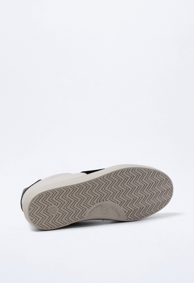 Zapatillas en efecto piel y serraje con corte ciclista negro – sostenibles y fabricadas en España | VICTORIA Berlín 1126184