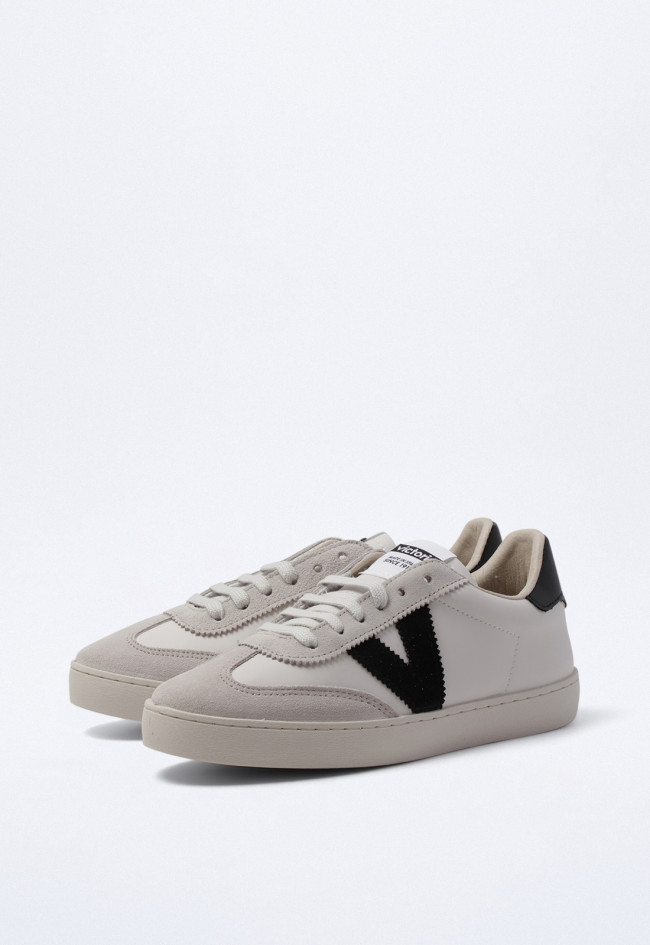 Zapatillas en efecto piel y serraje con corte ciclista negro – sostenibles y fabricadas en España | VICTORIA Berlín 1126184