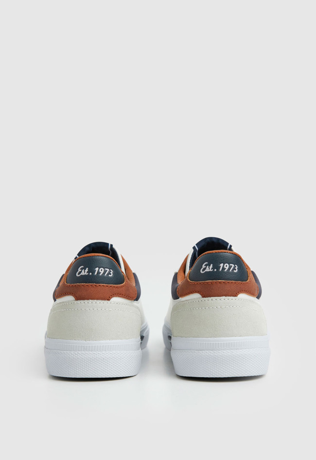 Zapatilla deportiva clásica de hombre en efecto piel con detalles en ante y suela de caucho | PEPE JEANS pms30839