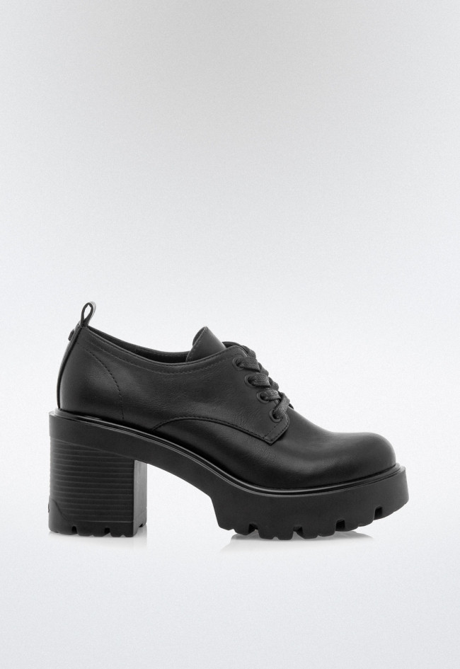 Zapato plataforma de mujer negro Mustang 53328