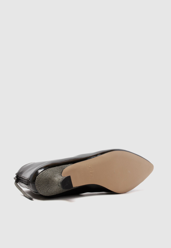 Botín tacón y tachas de mujer negro Glo retro t4