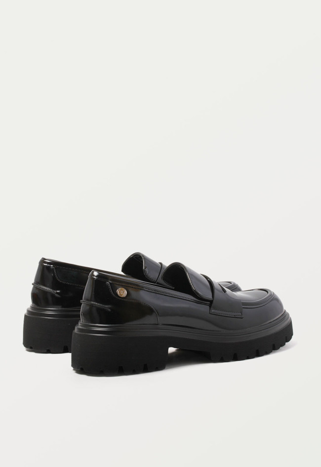 Zapato mocasín de mujer negro Xti 143297