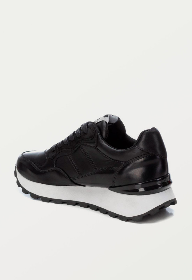 Deportivo de mujer negro Xti 143407