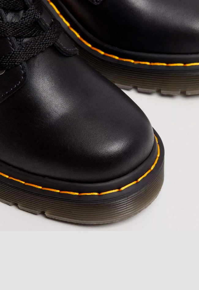 Botín militar de mujer negro Dr Martens jesy
