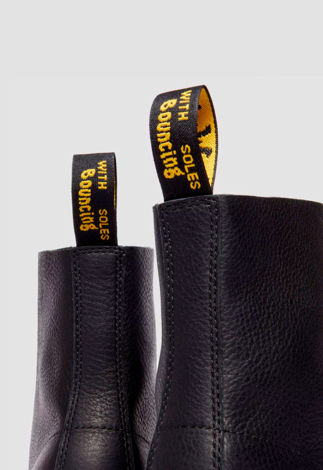 Botín de hombre negro Dr Martens 1460