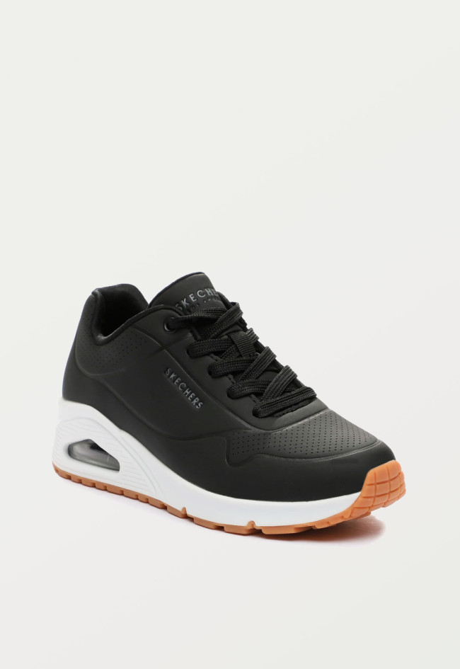 Deportivo de mujer negro Skechers 73690