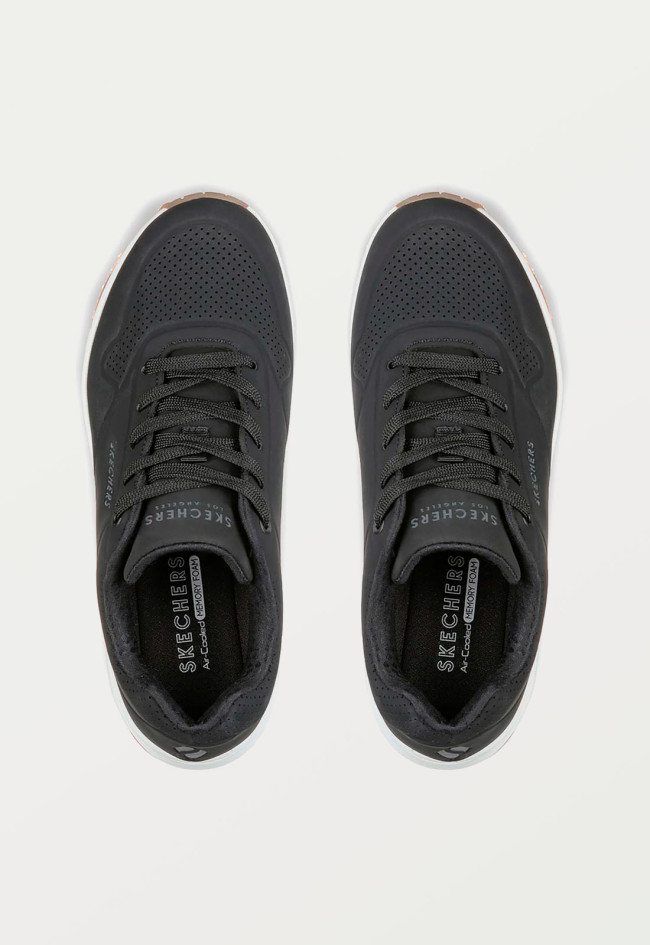 Deportivo de mujer negro Skechers 73690