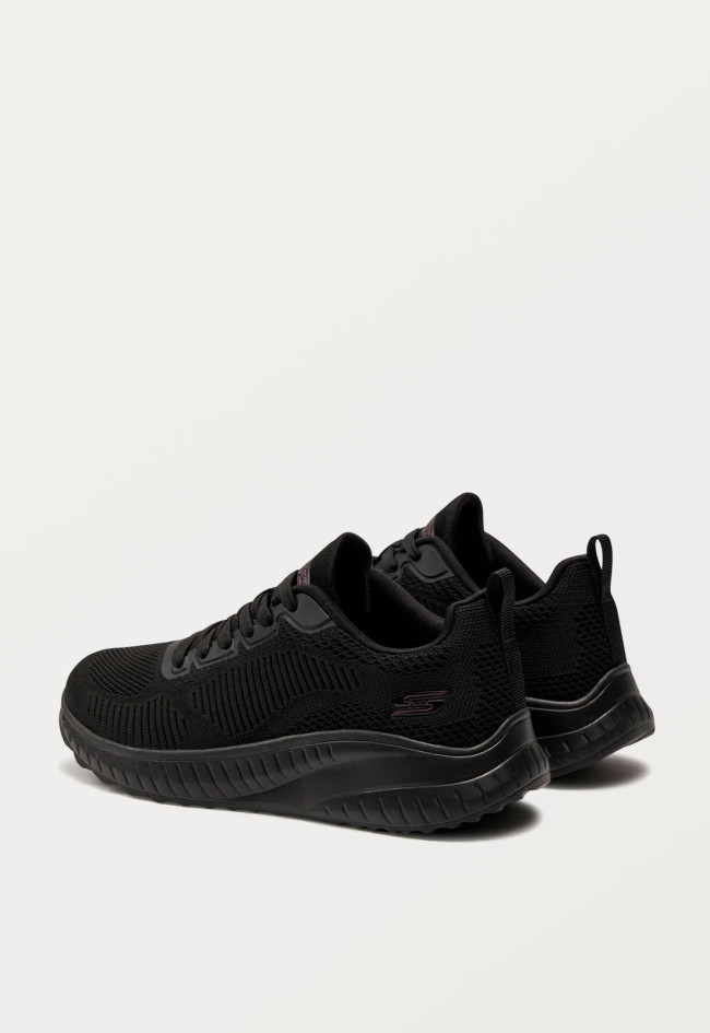 Zapatilla deportiva negra con knit resistente y plantilla Memory Foam | Vegana y cómoda | SKECHERS BOBS Squad