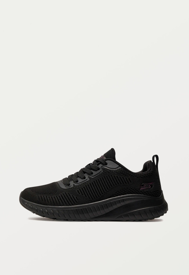 Zapatilla deportiva negra con knit resistente y plantilla Memory Foam | Vegana y cómoda | SKECHERS BOBS Squad