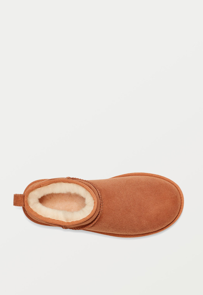 Botín australiano de mujer CHESTNUT UGG classic ultra mini
