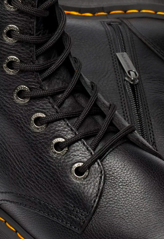 Botín militar de mujer negro Dr Martens jadon iii