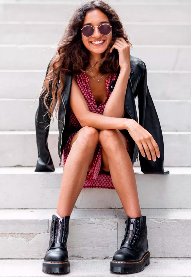 Botín militar de mujer negro Dr Martens sinclair