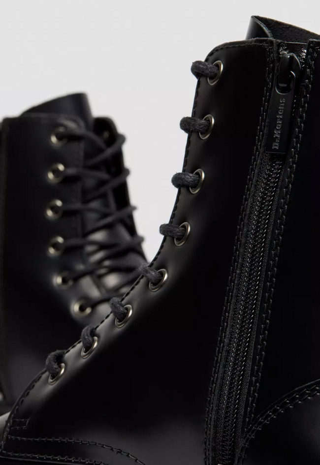 Botín militar de mujer negro Dr Martens jadon