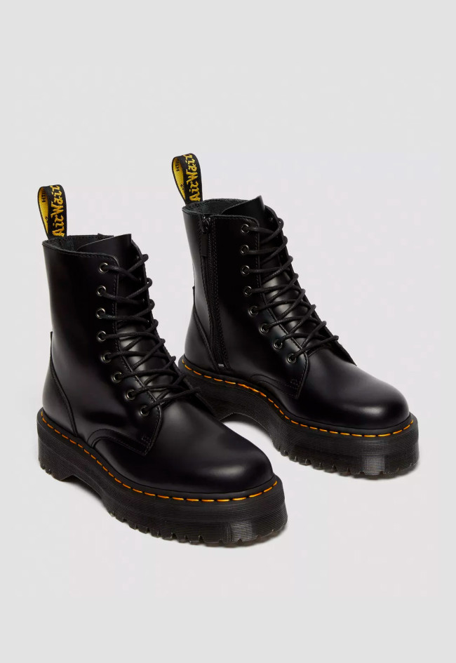Botín militar de mujer negro Dr Martens jadon