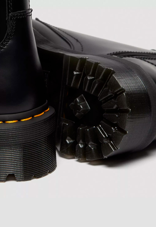 Botín militar de mujer negro Dr Martens jadon