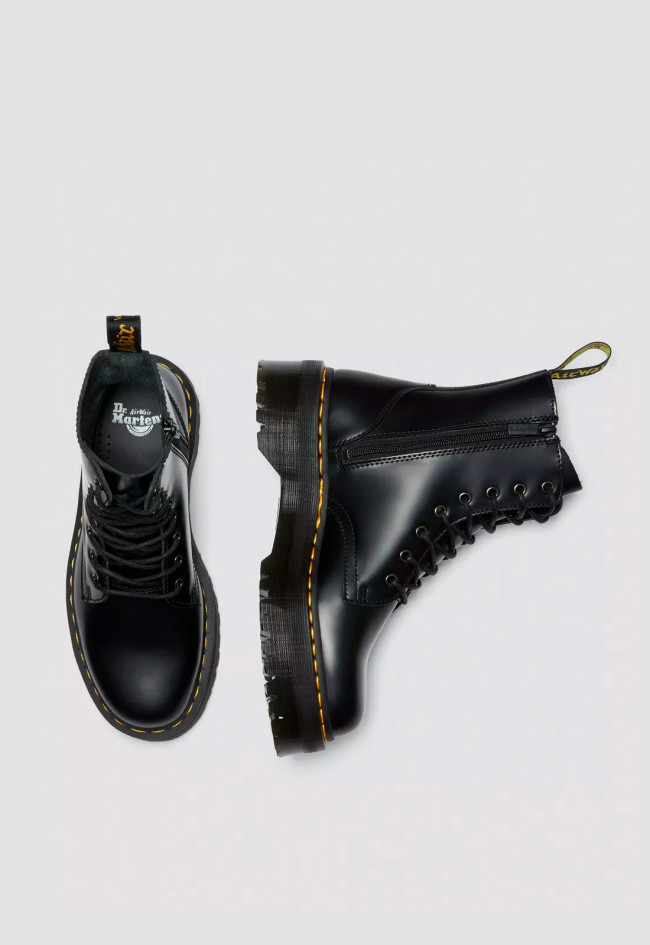 Botín militar de mujer negro Dr Martens jadon
