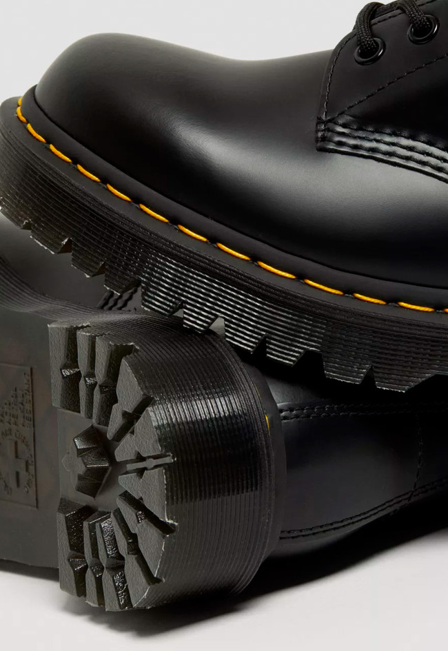 Botín militar de mujer negro Dr Martens 1460 bex