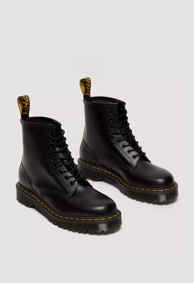Botín militar de mujer negro Dr Martens 1460 bex