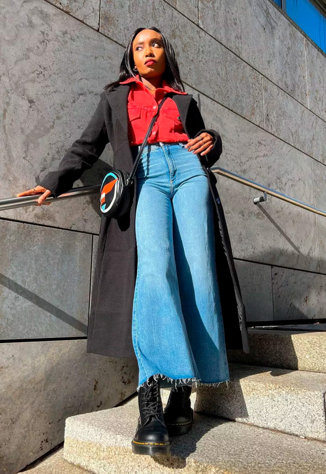 Botín militar de mujer negro Dr Martens 1460 bex