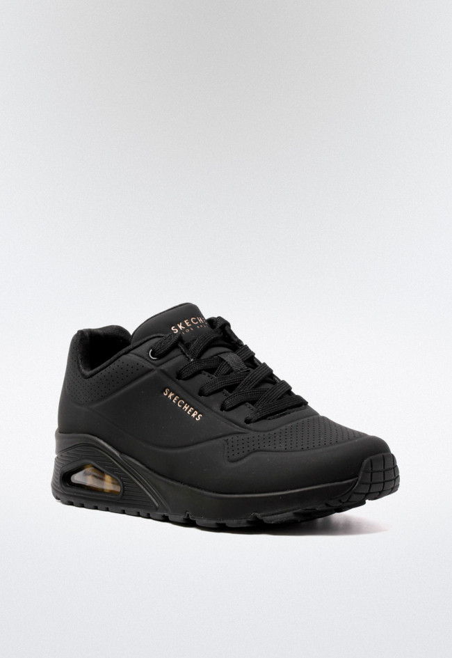 Deportivo de mujer negro Skechers 73690