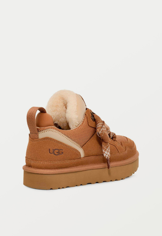 Botín de mujer cuero UGG lowmel