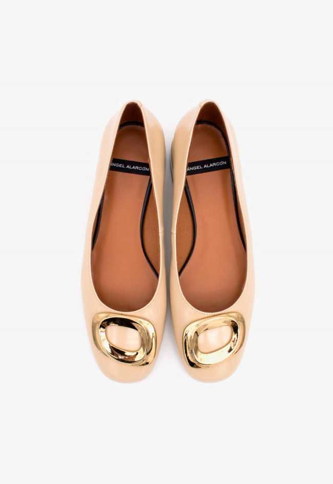 Bailarina de mujer beige Ángel Alarcón 24514-610a