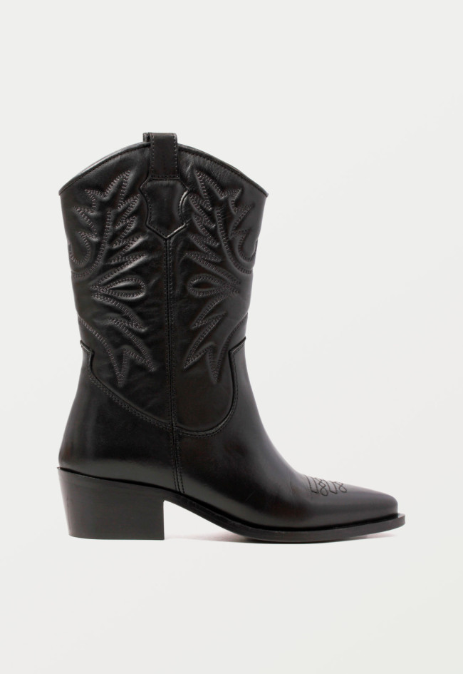 Bota cowboy de piel negra para mujer GLO Deka | Estilo western con tacón medio