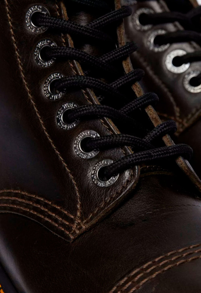 Botín militar de mujer negro Dr Martens sinclair
